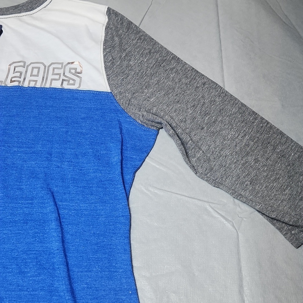 Toronto Maple Leafs T-Shirt - Picture 4 of 11
